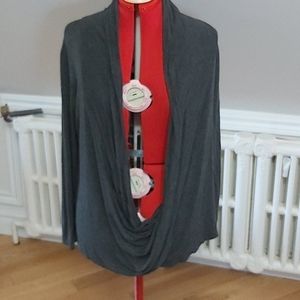 Drapes crossover sweater